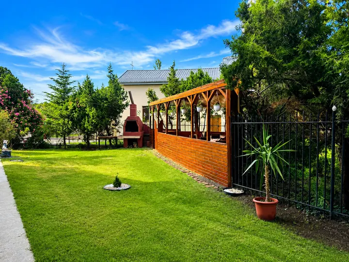 Grădină Vila George